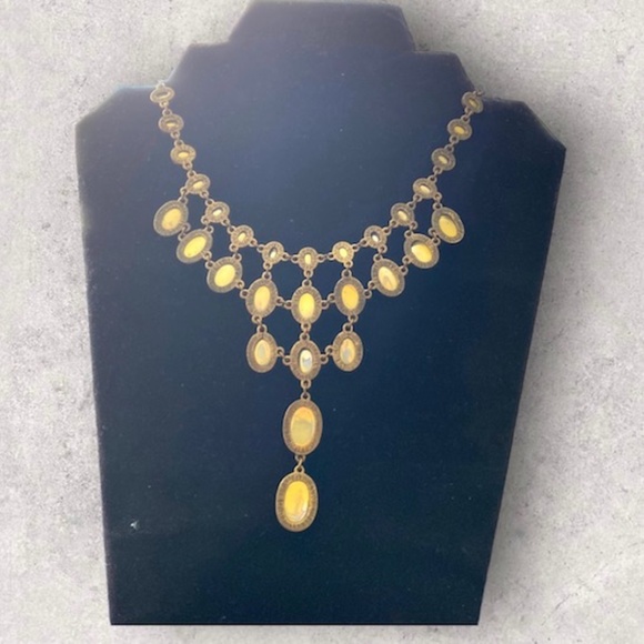 ALDO Statement Women Amber Coloured Faceted Crystal Necklace - Picture 3 of 6